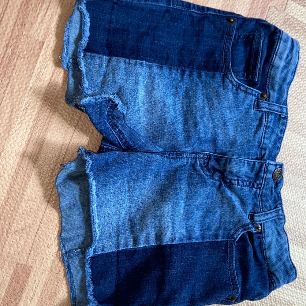 Girls short